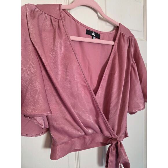 Missguided Tops - Missguided blush pink flutter sleeve crop top
